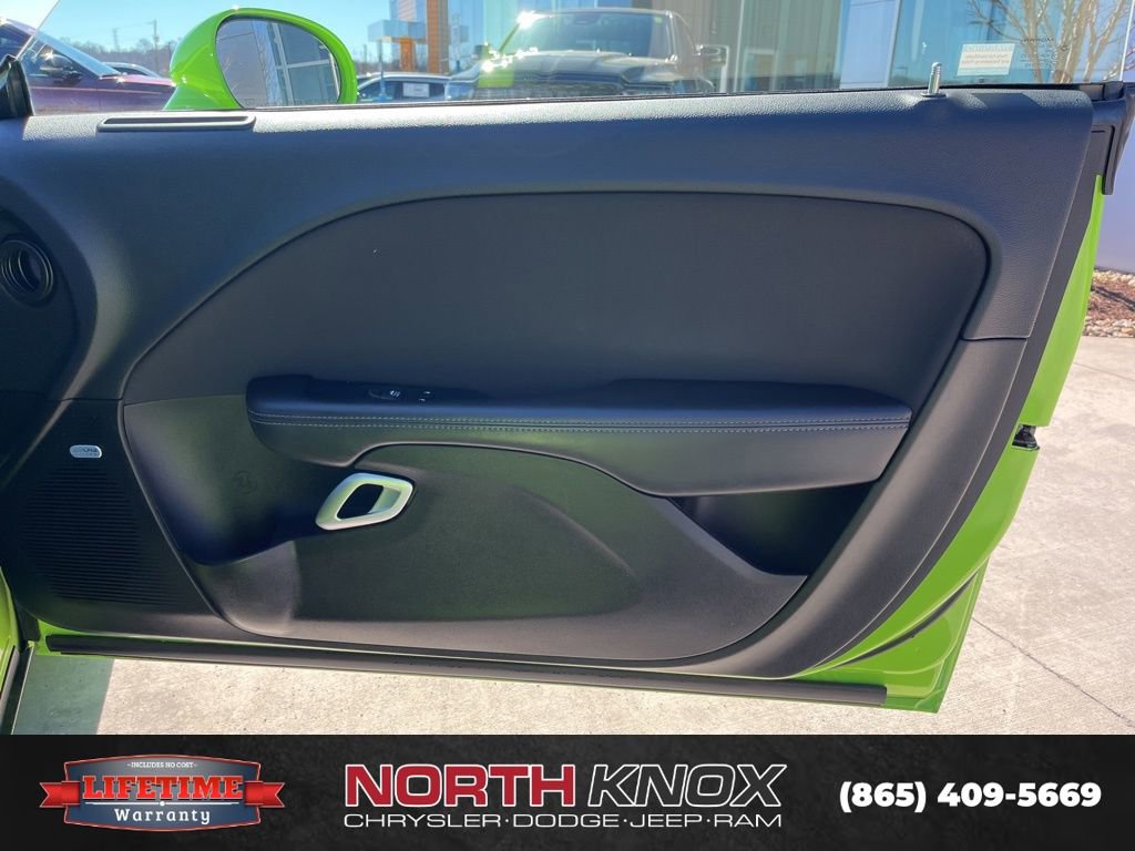 Used 2023 Dodge Challenger SXT w/ Blacktop Package image 21