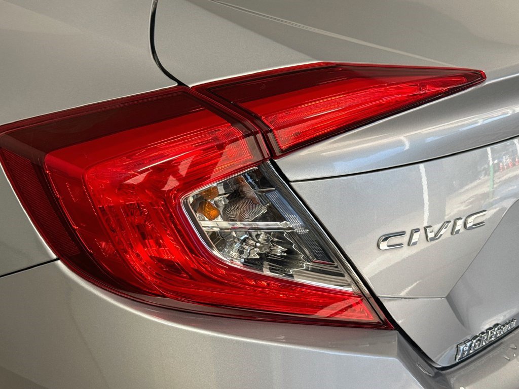 Used 2018 Honda Civic EX image 35
