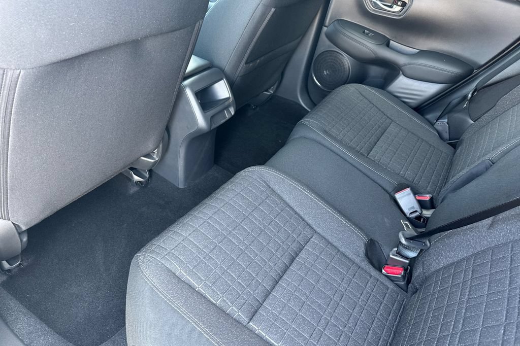 New 2026 Honda HR-V LX image 12