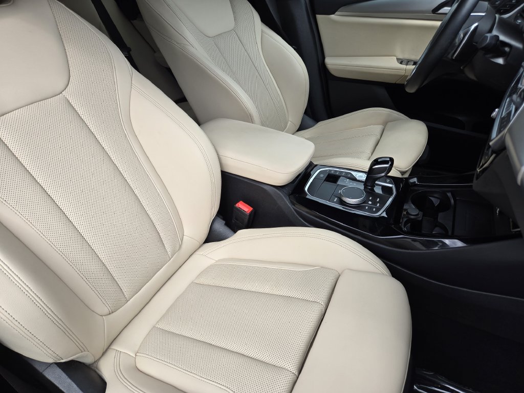 Certified 2024 BMW X3 xDrive30i w/ Convenience Package AWD/4WD image 16