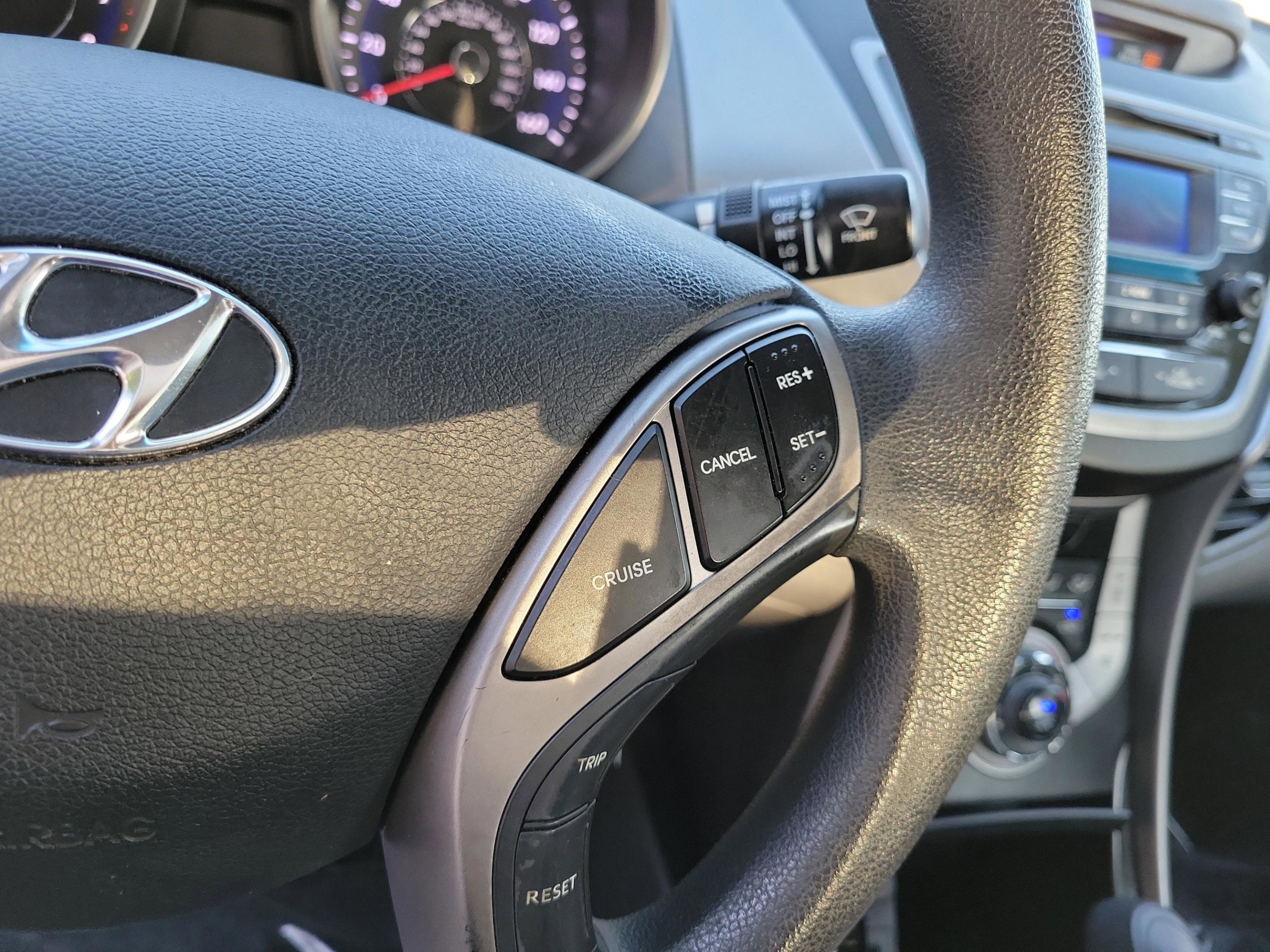 Used 2013 Hyundai Elantra GLS w/ Preferred Pkg FWD image 24