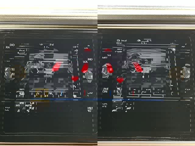 Used 2023 Volkswagen Atlas Cross Sport SE w/ Panoramic Sunroof Package image 15