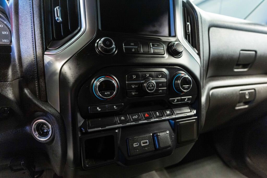 Used 2020 Chevrolet Silverado 1500 LT w/ All-Star Edition image 14