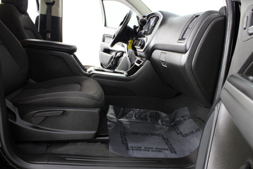 Used 2022 Chevrolet Colorado LT AWD/4WD image 19