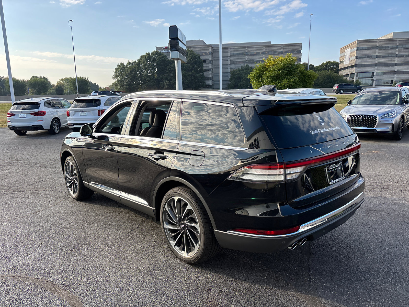New 2025 Lincoln Aviator Reserve w/ Equipment Group 201A image 5