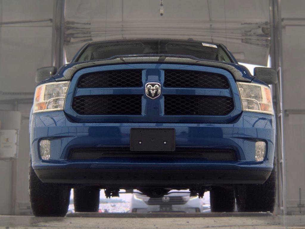 Used 2014 RAM 1500 Express AWD/4WD image 3