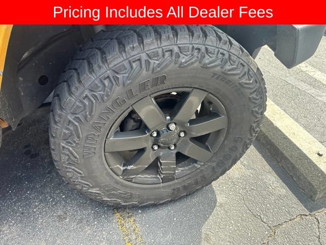 Used 2014 Jeep Wrangler Unlimited Sahara AWD/4WD image 9