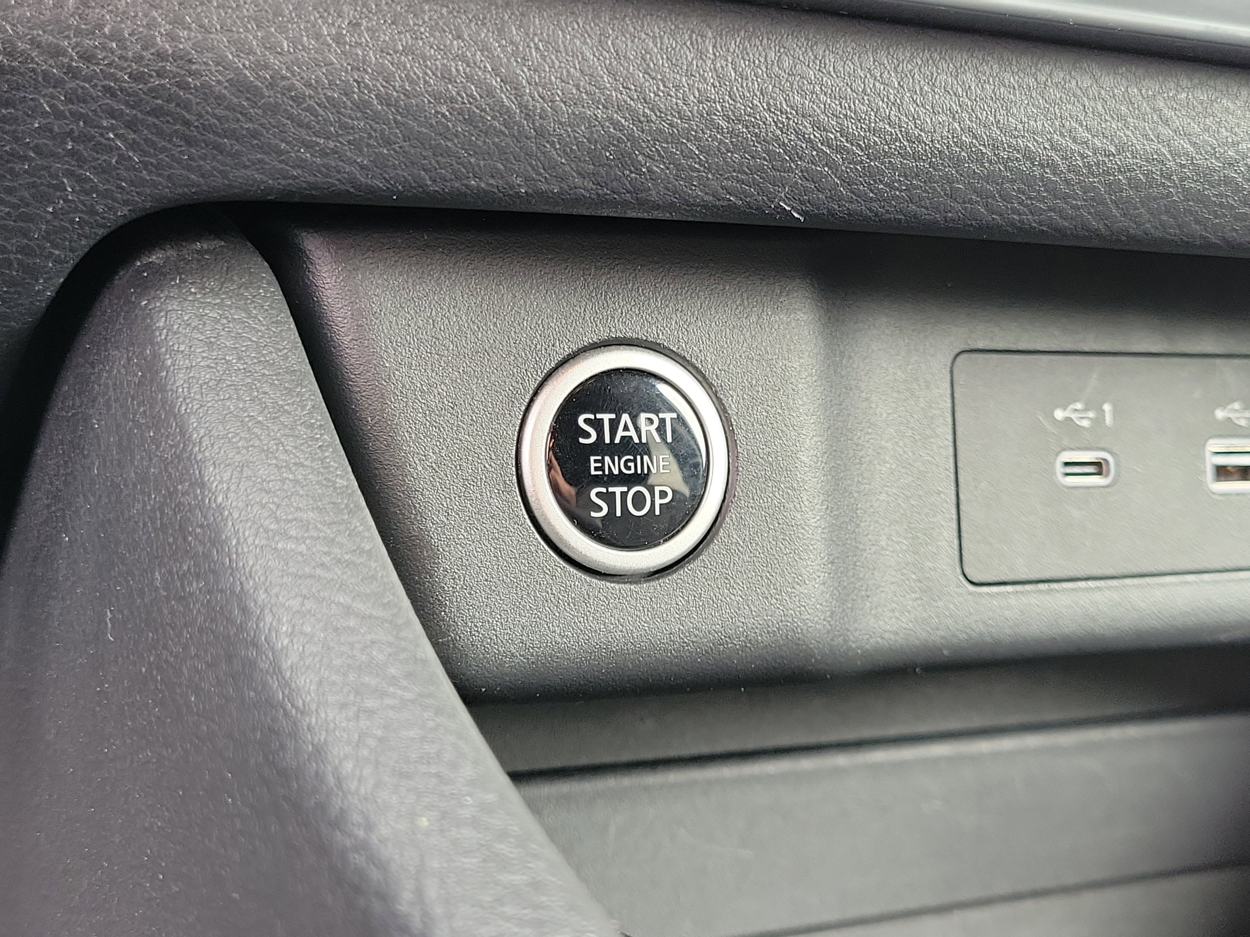 Certified 2023 Nissan Rogue SV AWD/4WD image 28