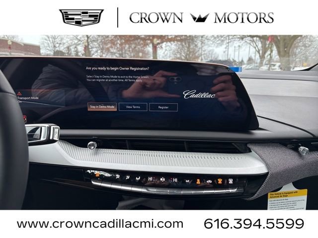 New 2026 Cadillac Optiq Luxury 1 image 16