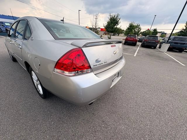 Used 2008 Chevrolet Impala LTZ FWD image 4