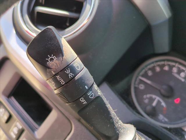 Used 2019 Toyota Tacoma Limited AWD/4WD image 9