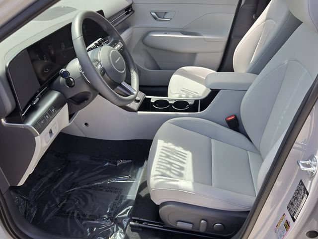 Used 2026 Hyundai Kona SEL Premium FWD image 10