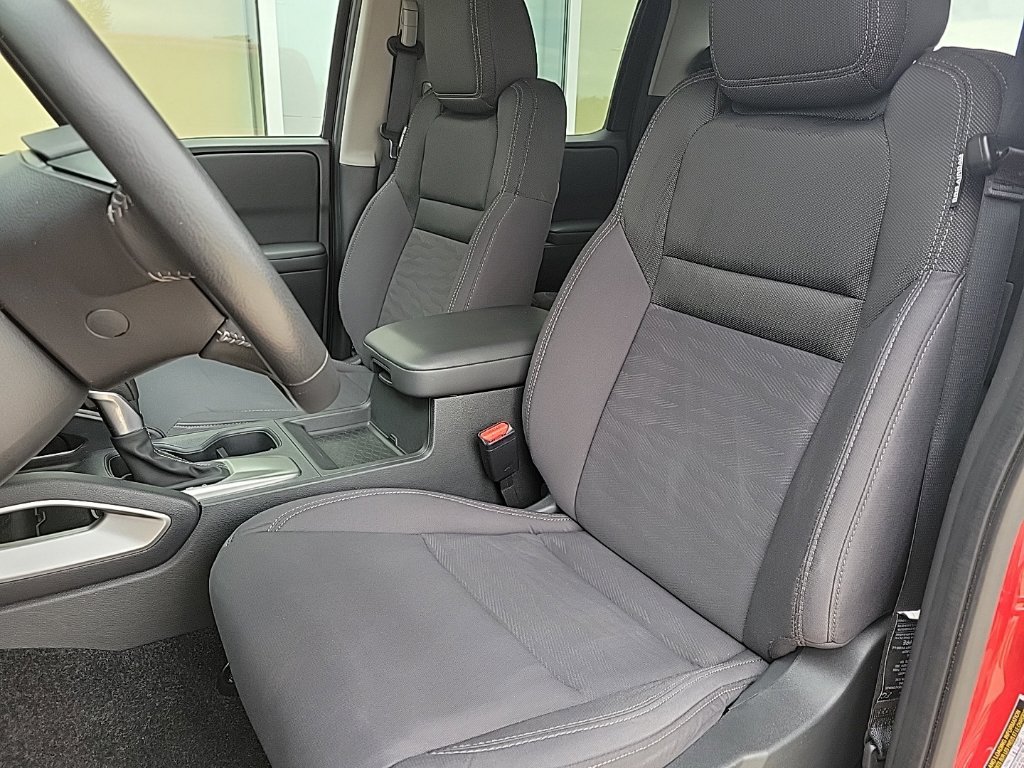 Certified 2024 Nissan Frontier SV w/ SV Convenience Package AWD/4WD image 10