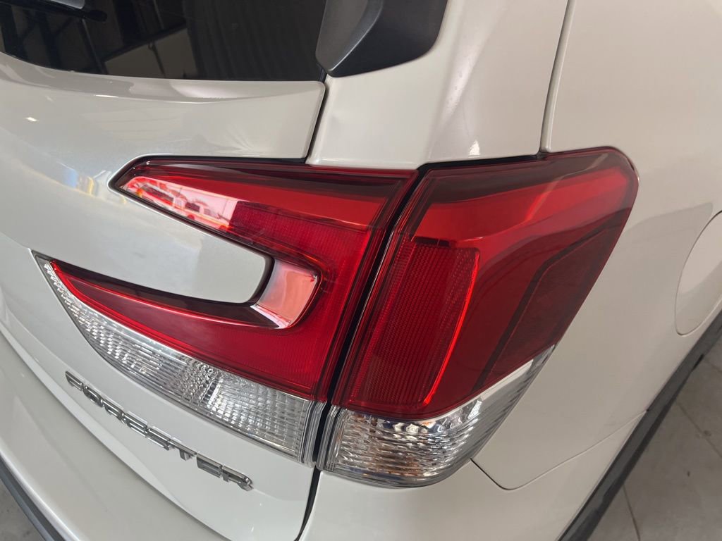 Used 2023 Subaru Forester Premium image 46