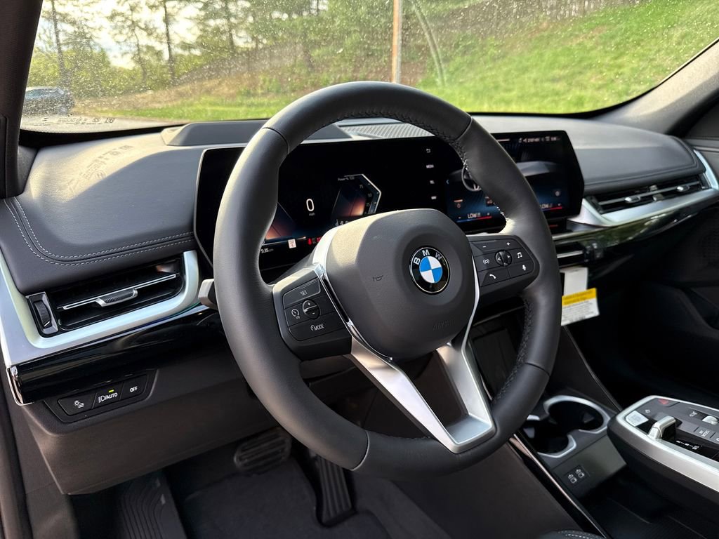 New 2026 BMW X1 xDrive28i w/ Technology Package AWD/4WD image 13