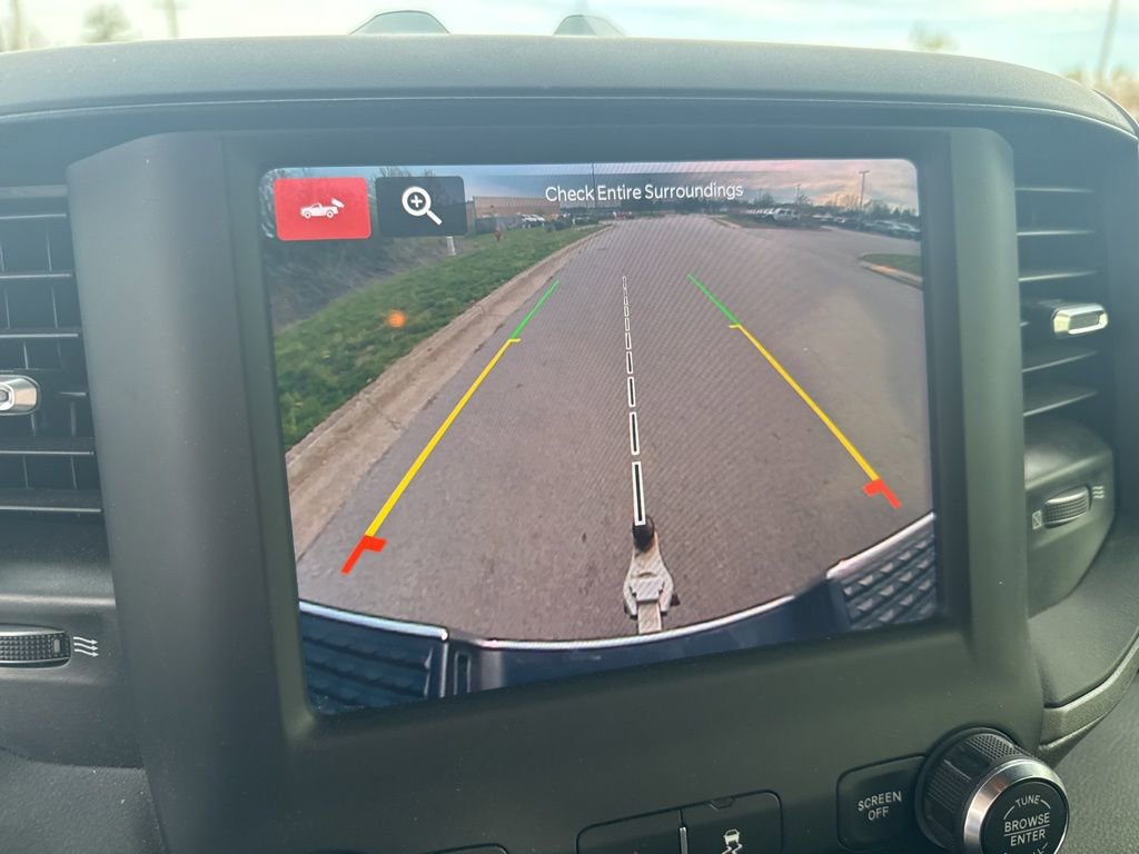 Used 2024 RAM 3500 Tradesman w/ Chrome Appearance Group image 8