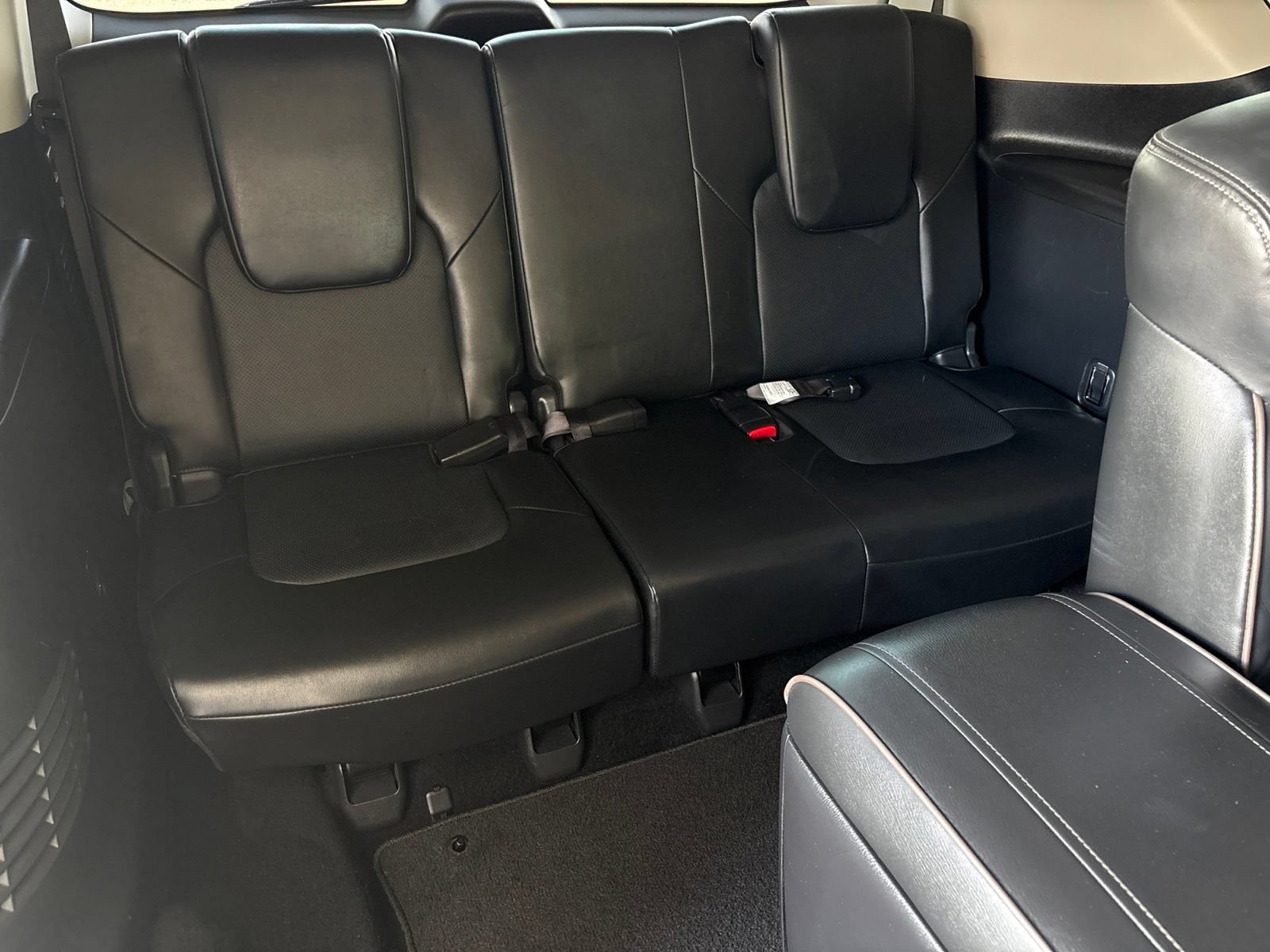 Used 2022 Nissan Armada Platinum w/ Captain's Chairs Package RWD image 22