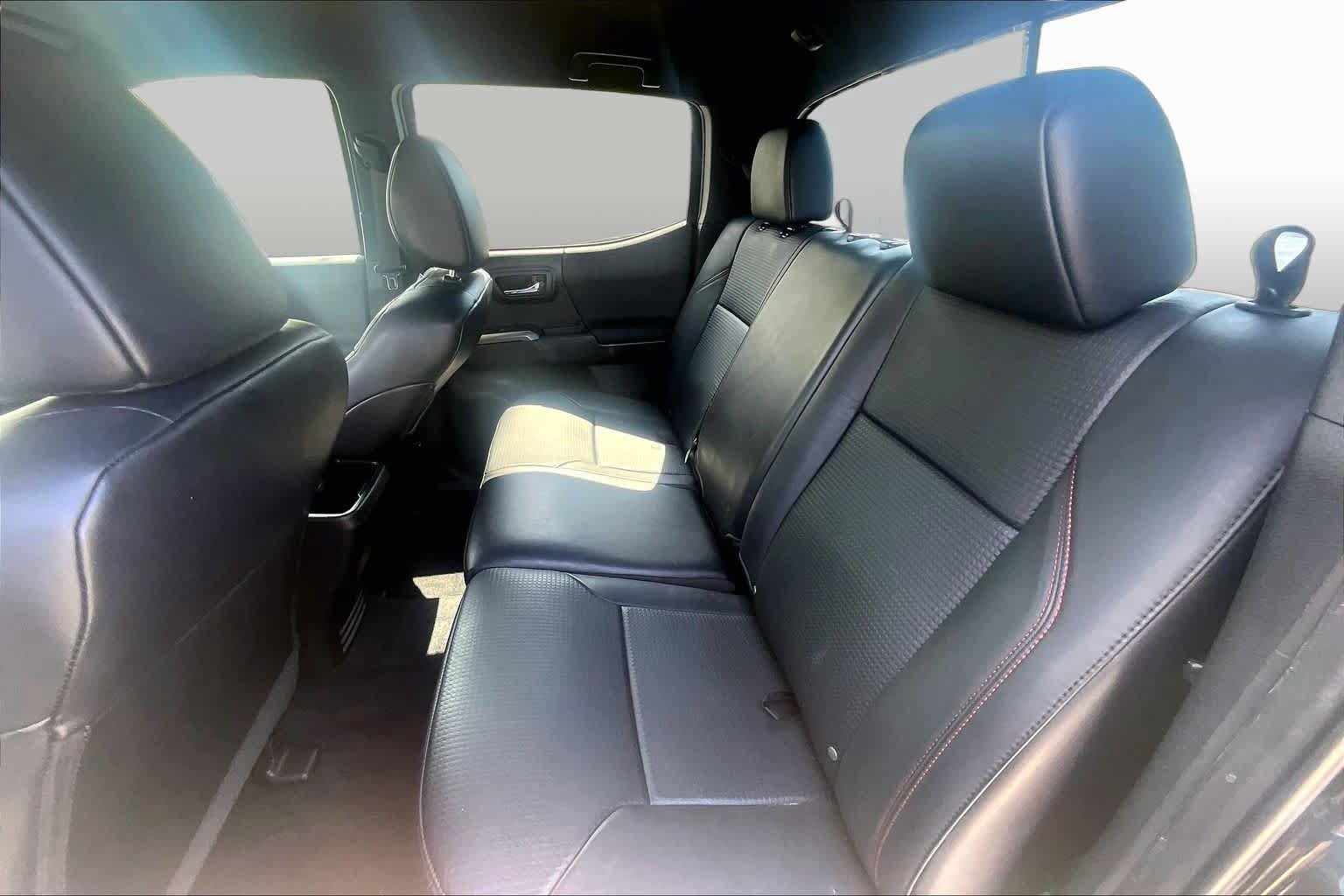 Used 2018 Toyota Tacoma TRD Pro AWD/4WD image 19