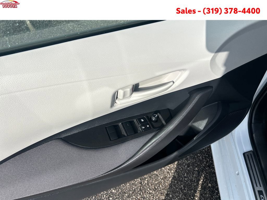 Certified 2025 Toyota Corolla LE image 12