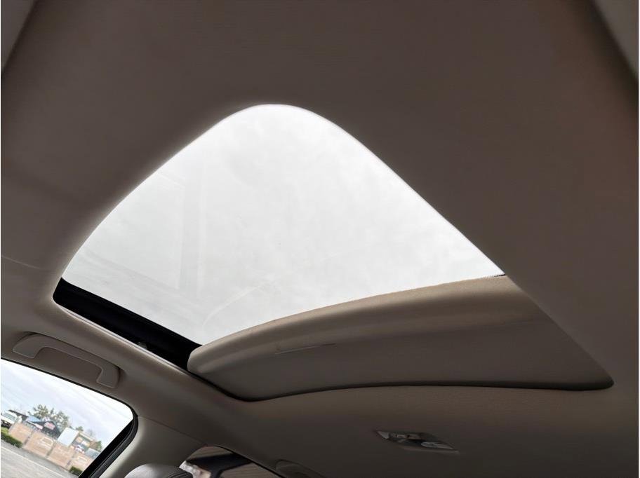 Used 2016 Honda CR-V EX-L image 16