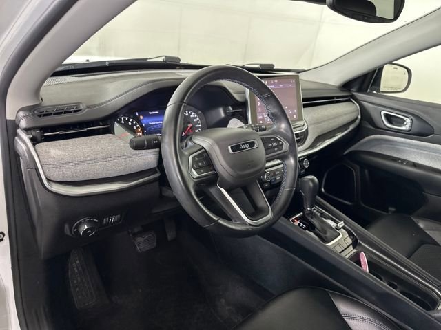 Used 2022 Jeep Compass Latitude w/ Convenience Group AWD/4WD image 13