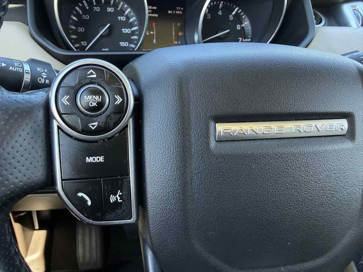 Used 2015 Land Rover Range Rover Sport HSE image 33