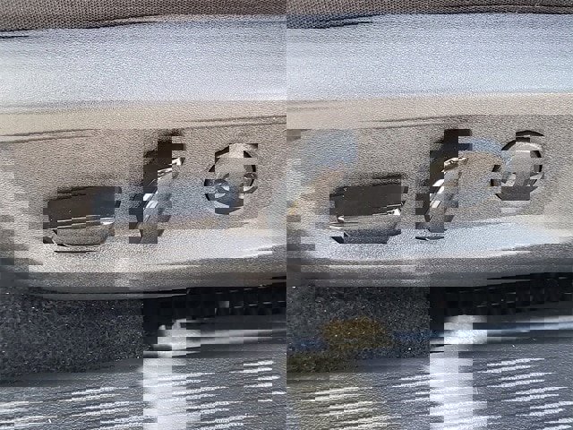 Used 2023 Nissan Rogue SV image 22