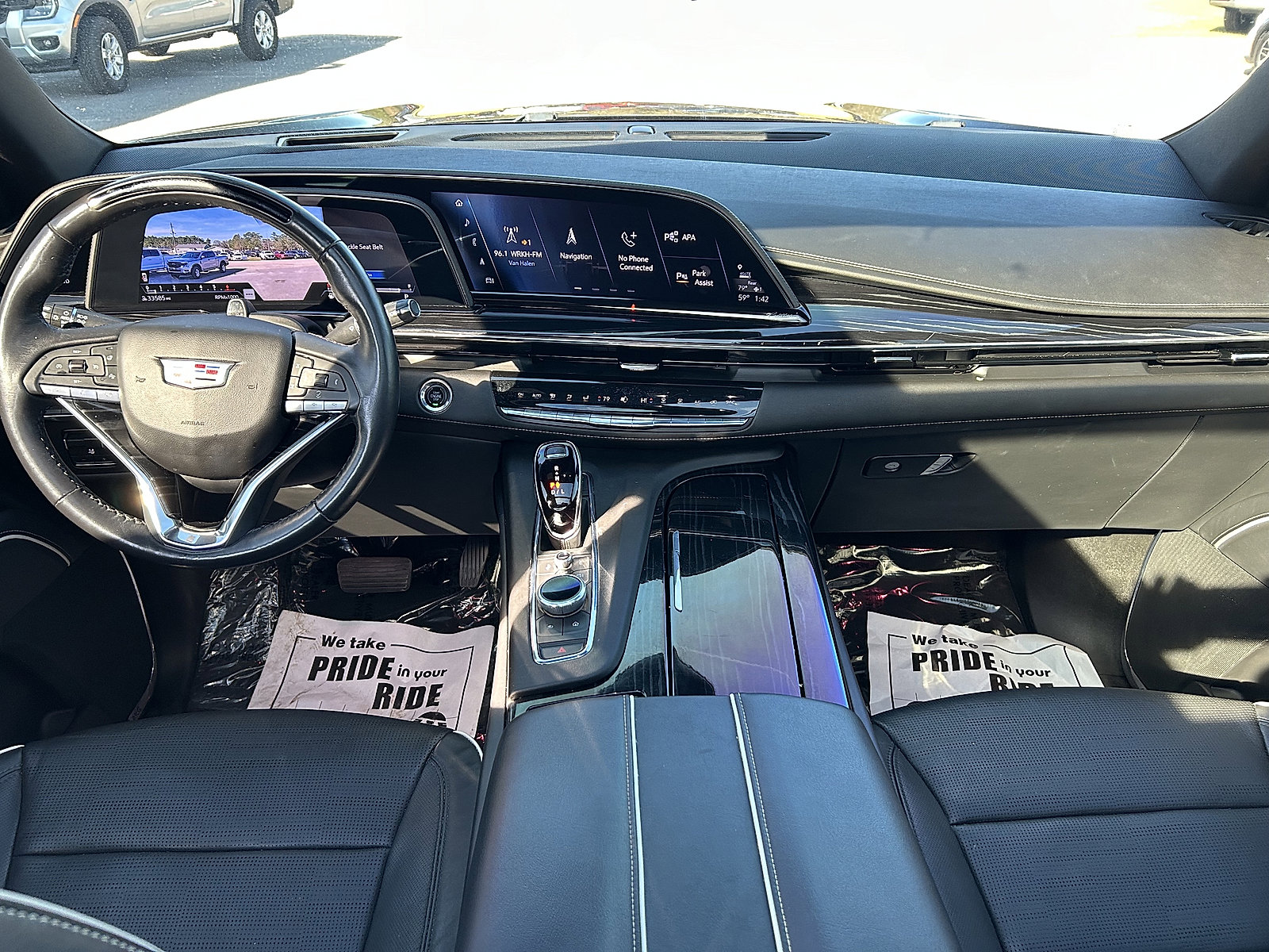 Used 2023 Cadillac Escalade Sport image 9