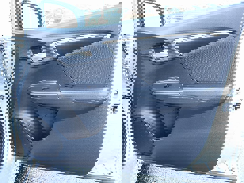 Used 2015 Honda Fit image 9