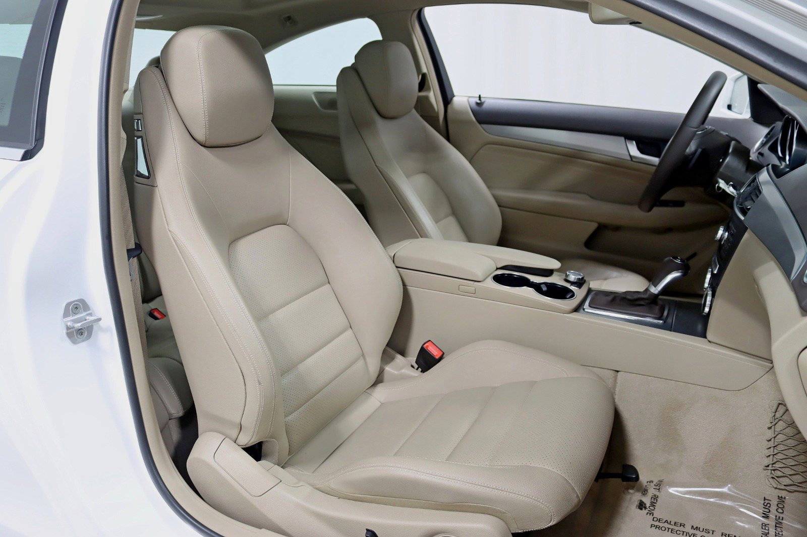 Used 2013 Mercedes-Benz C 250 Coupe image 23