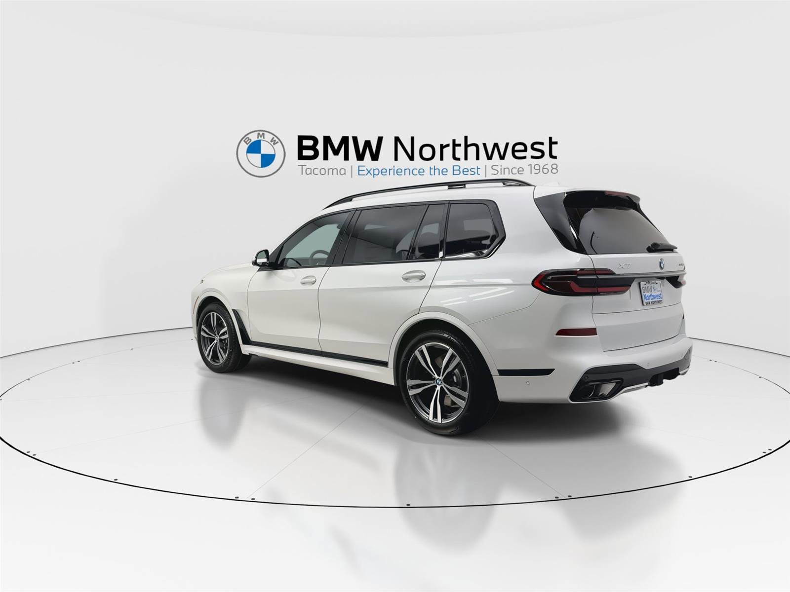 New 2026 BMW X7 xDrive40i w/ M Sport Package image 12