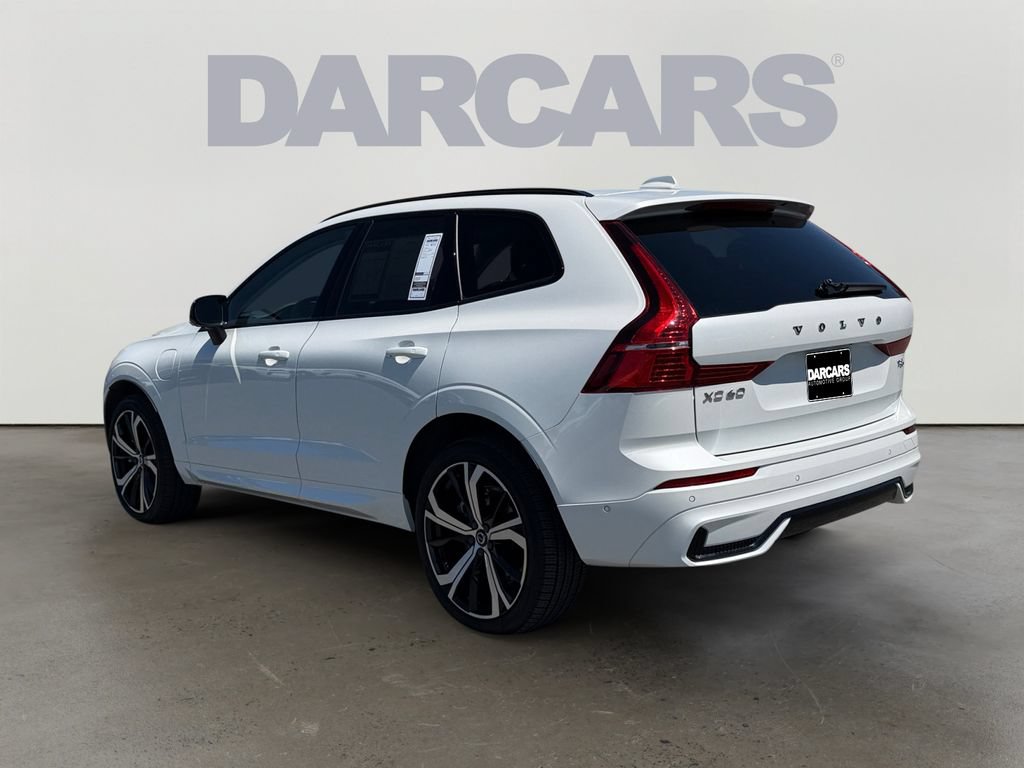 Certified 2025 Volvo XC60 T8 Ultra w/ Climate Package AWD/4WD image 5