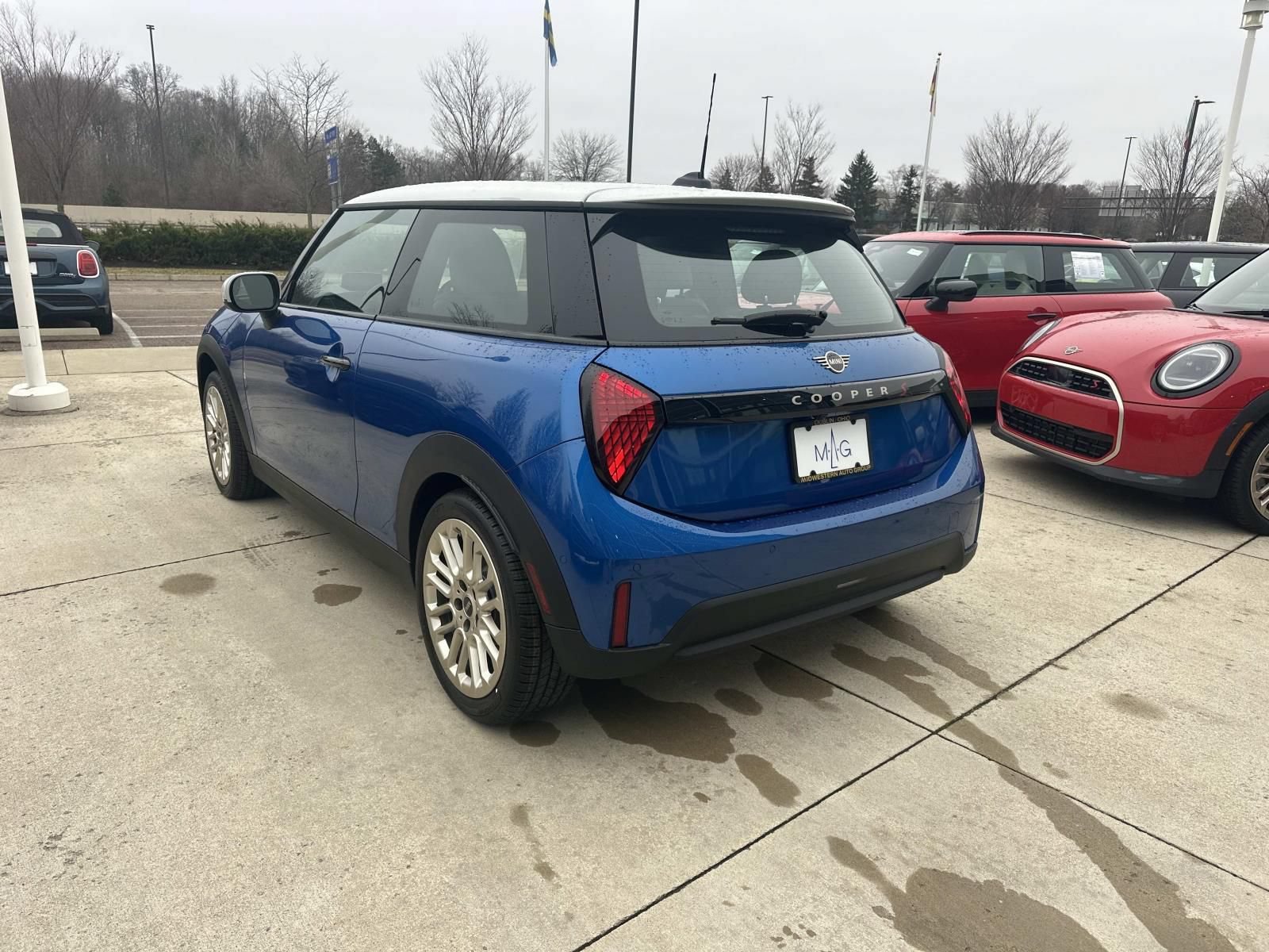 New 2026 MINI Cooper S FWD image 5