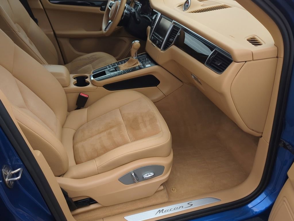 Used 2015 Porsche Macan S AWD/4WD image 38