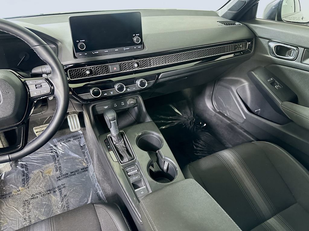 Used 2025 Honda Civic Sport image 19