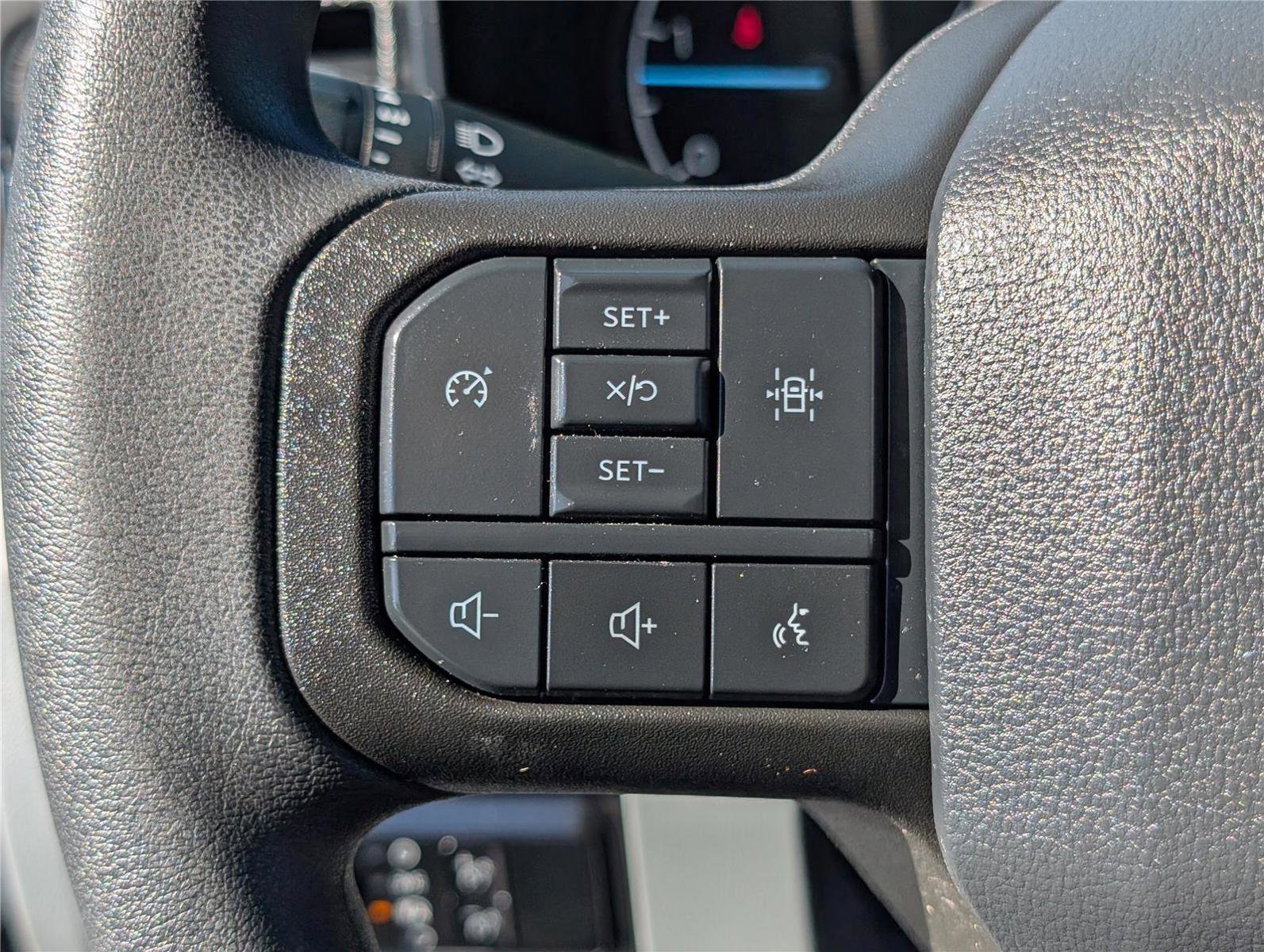 Used 2024 Ford F550 4x4 Crew Cab Super Duty image 20