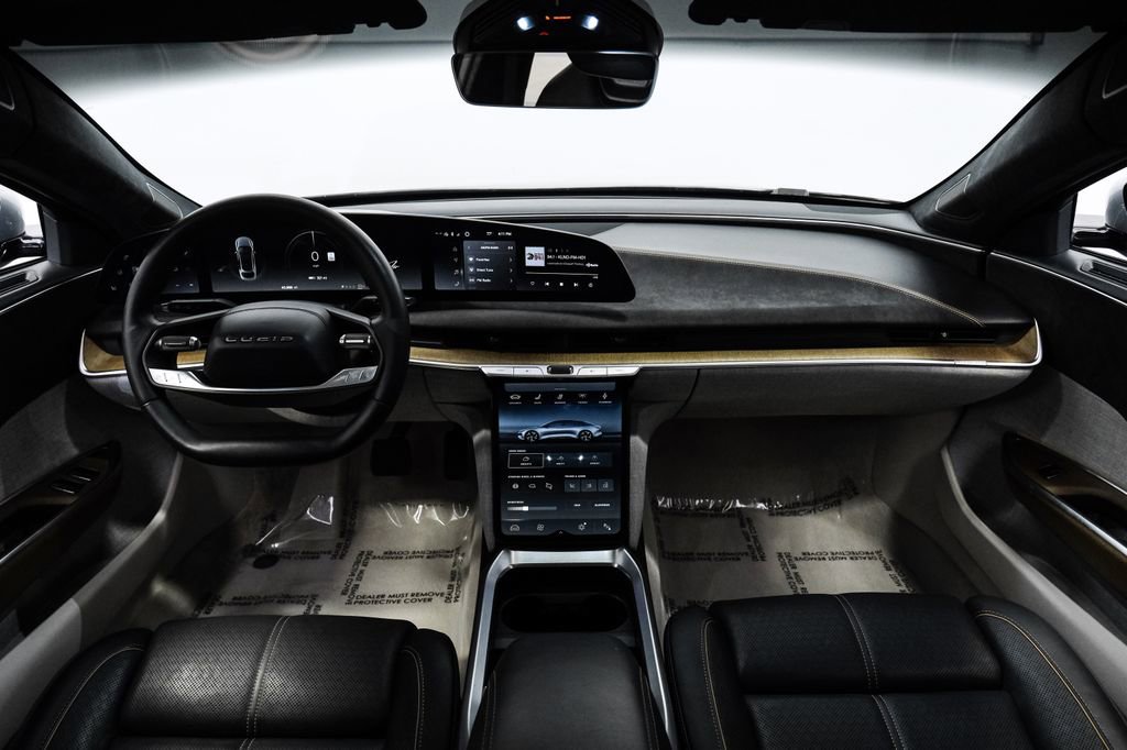 Used 2022 Lucid Air Grand Touring image 21