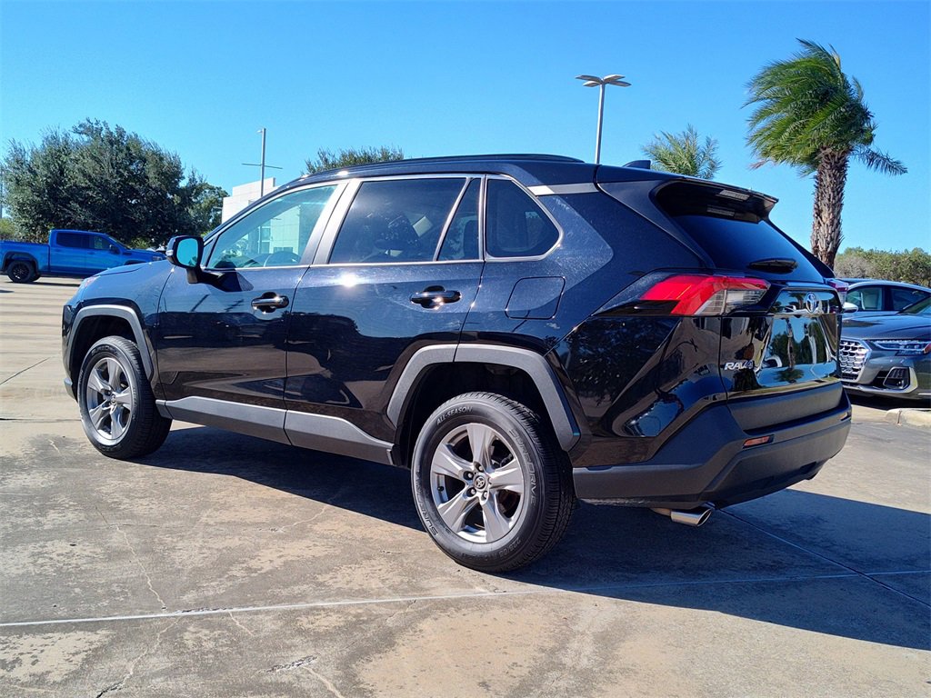 Used 2024 Toyota RAV4 XLE image 6