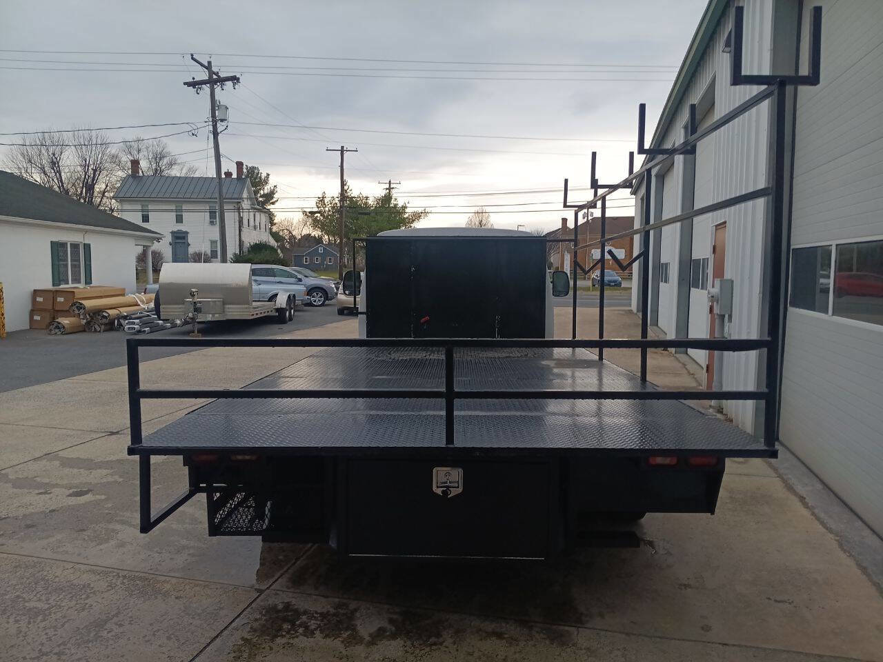 Used 2010 Ford E-450 and Econoline 450 Super Duty image 4