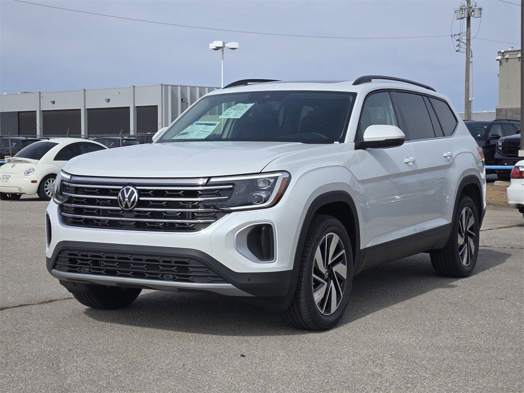 New 2026 Volkswagen Atlas SE image 2