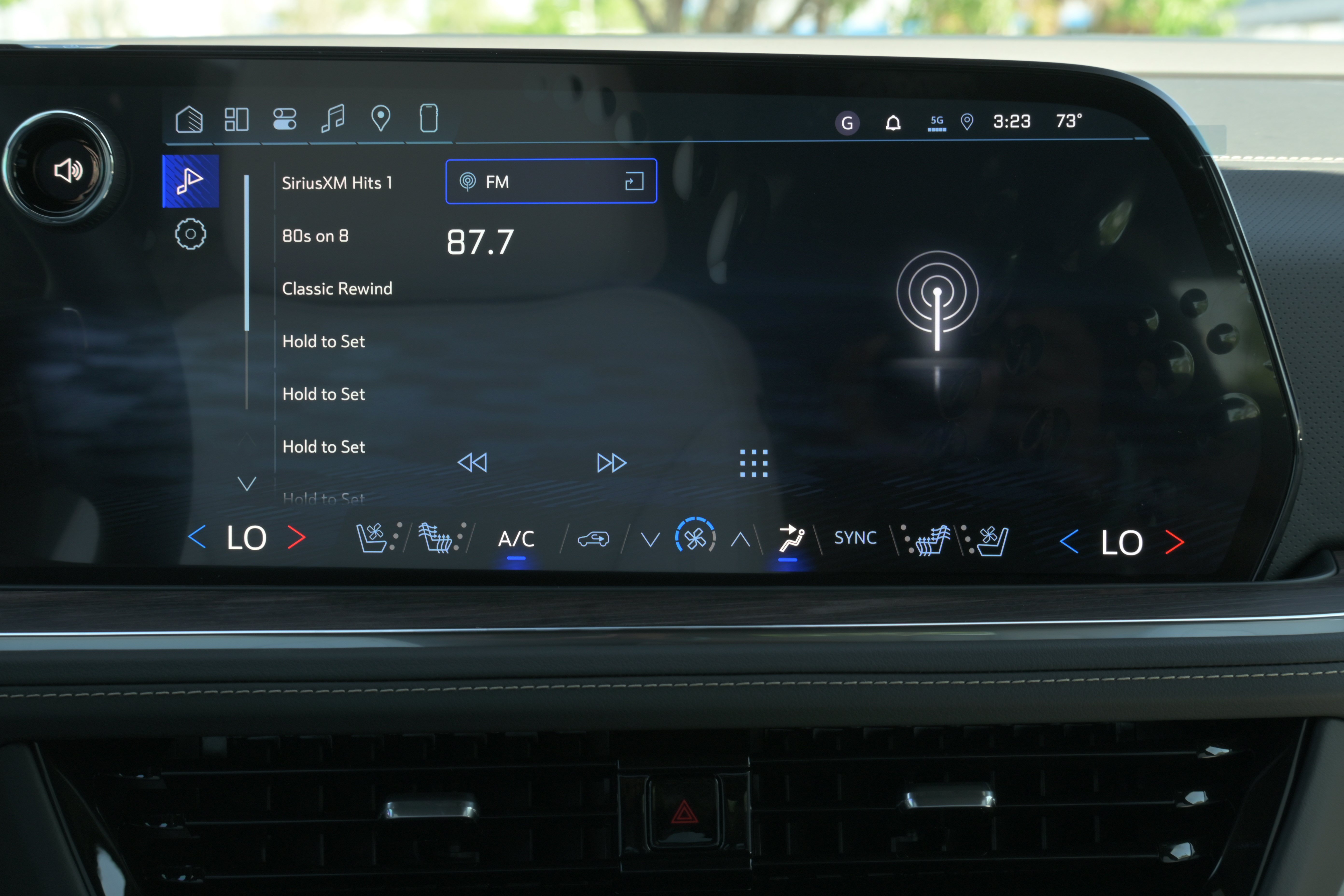 New 2026 Chevrolet Suburban Premier AWD/4WD image 22