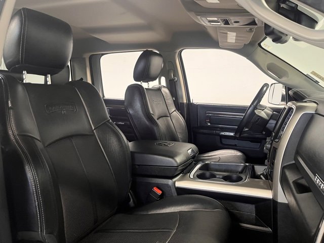 Used 2019 RAM 1500 Laramie w/ Convenience Group image 10