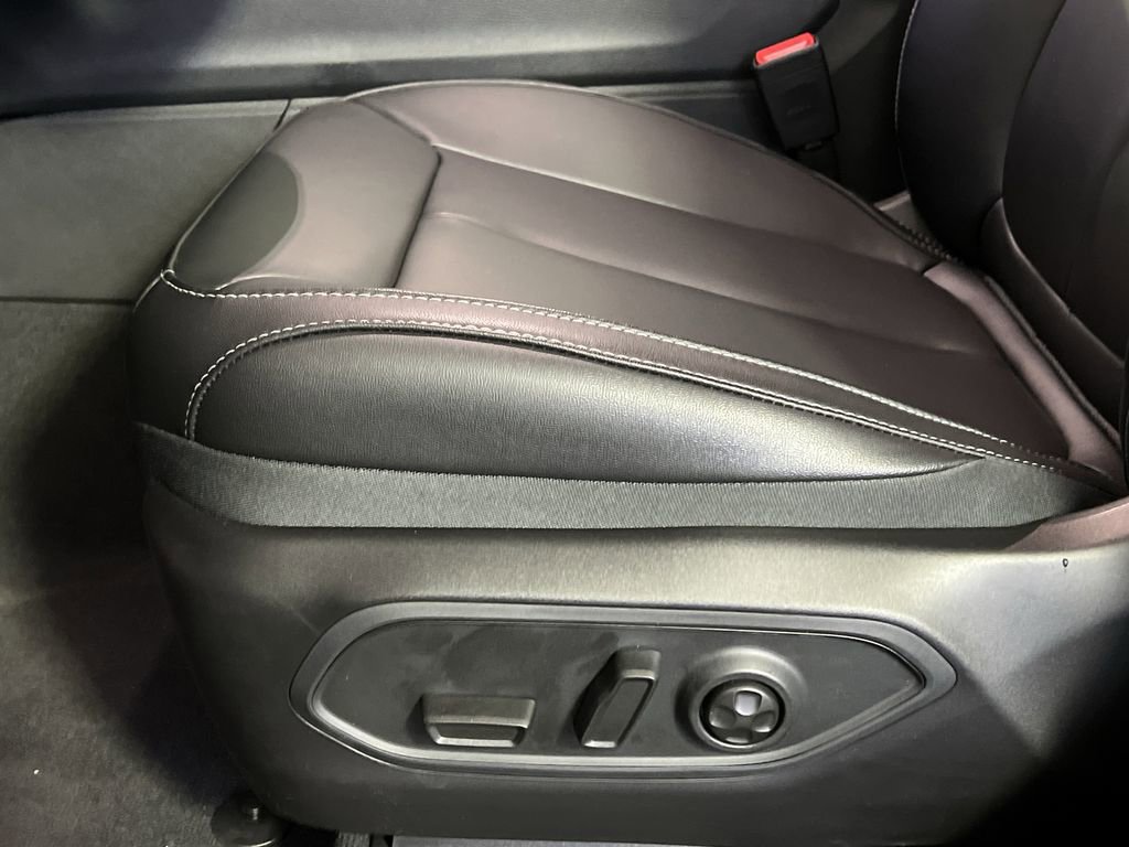 New 2025 Jeep Grand Cherokee Limited image 13