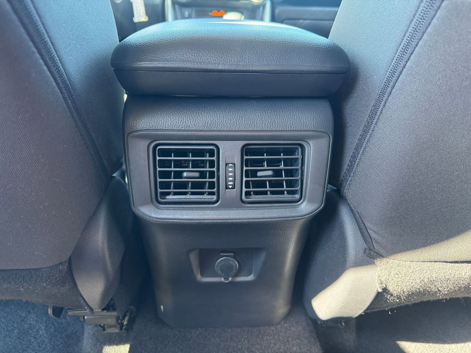 Used 2025 Toyota RAV4 LE image 23