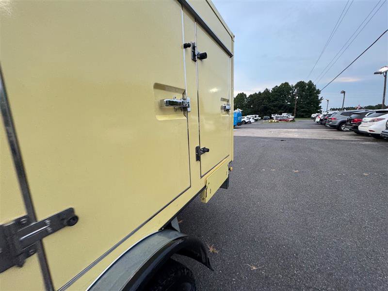 Used 2019 Ford E-450 and Econoline 450 Super Duty w/ Power Windows & Locks Group image 16