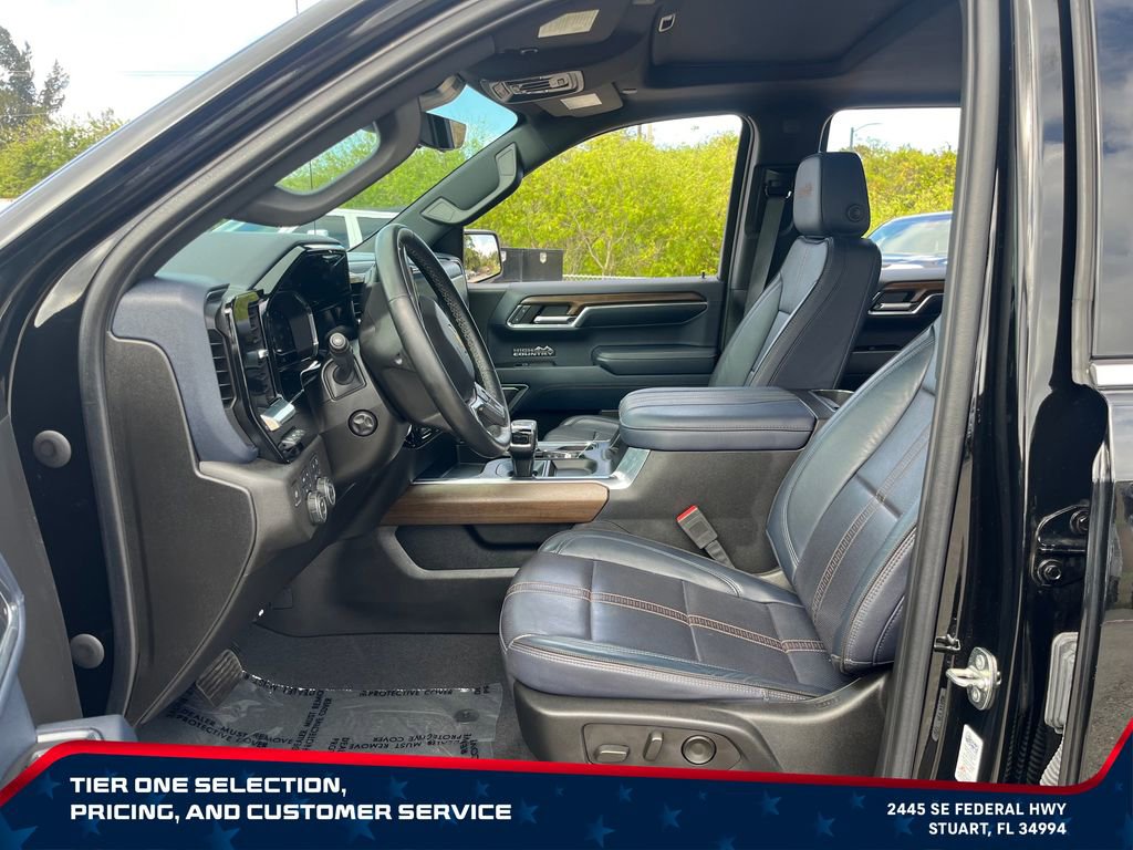 Used 2024 Chevrolet Silverado 1500 High Country w/ High Country Premium Package AWD/4WD image 11