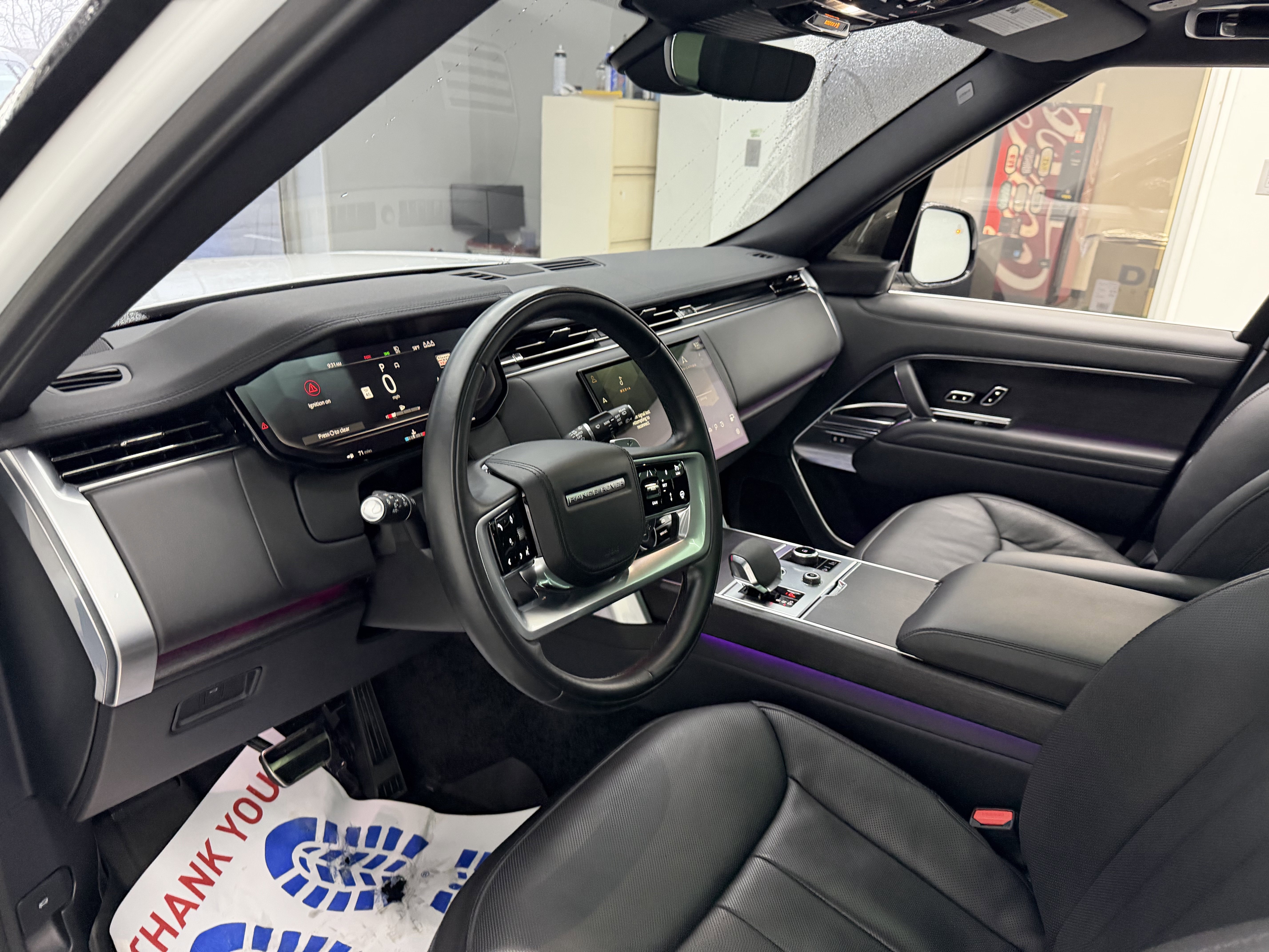 Used 2023 Land Rover Range Rover SE AWD/4WD image 24