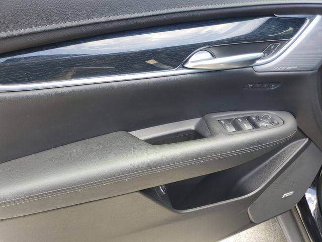Certified 2024 Cadillac XT5 Premium Luxury w/ Technology Package FWD image 18