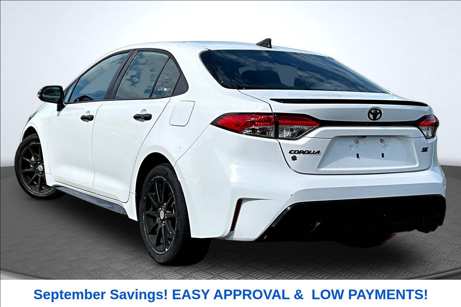 Used 2022 Toyota Corolla SE FWD image 3