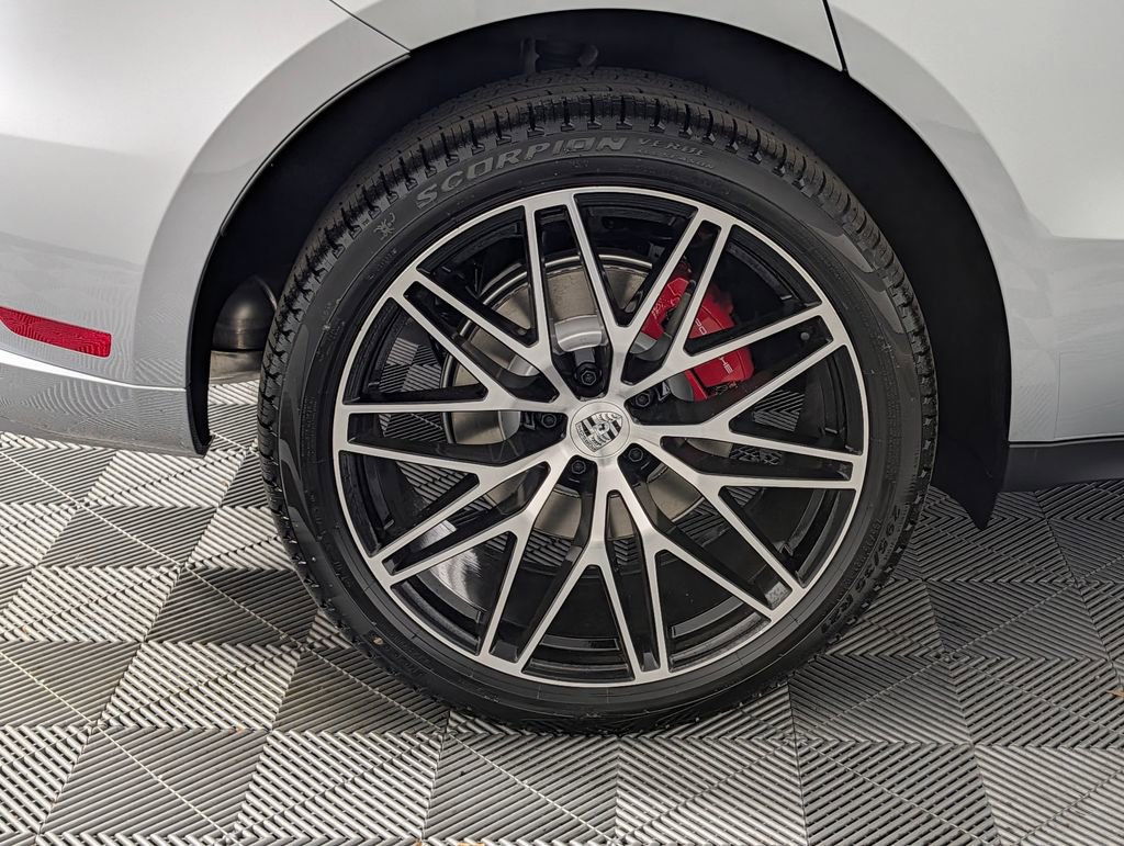 New 2026 Porsche Macan S AWD/4WD image 13